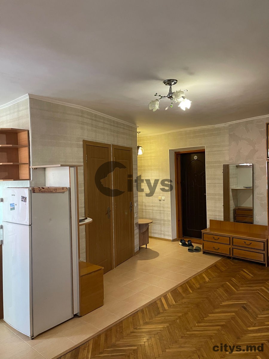 Apartament cu 2 camere, 46m², Buiucani, Calea Ieșilor photo 2