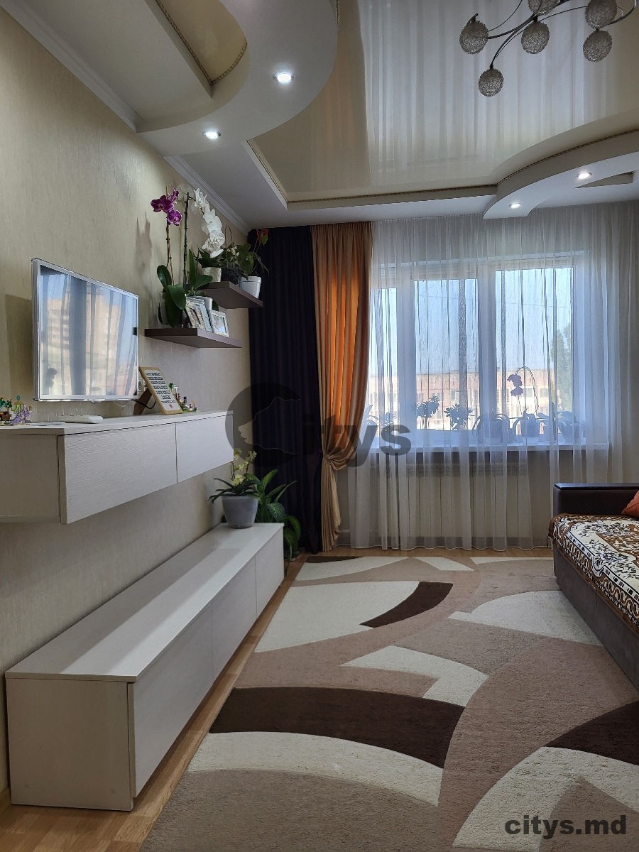 Apartament cu 2 camere, 60m², Botanica, bd. Cuza Vodă photo 0