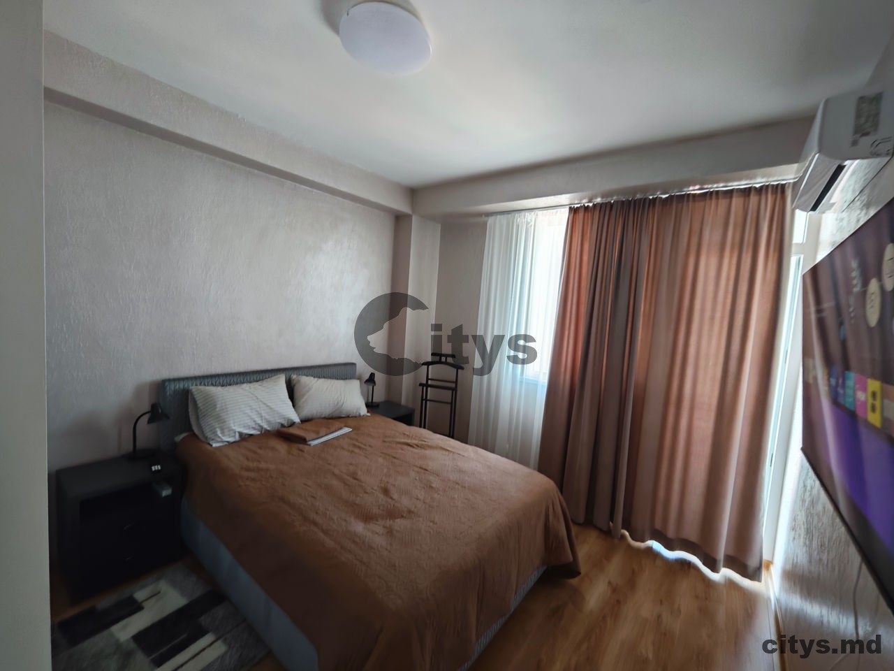 chirie-Apartament cu 1 cameră, Buiucani 43m², str. Vissarion Belinski photo 0