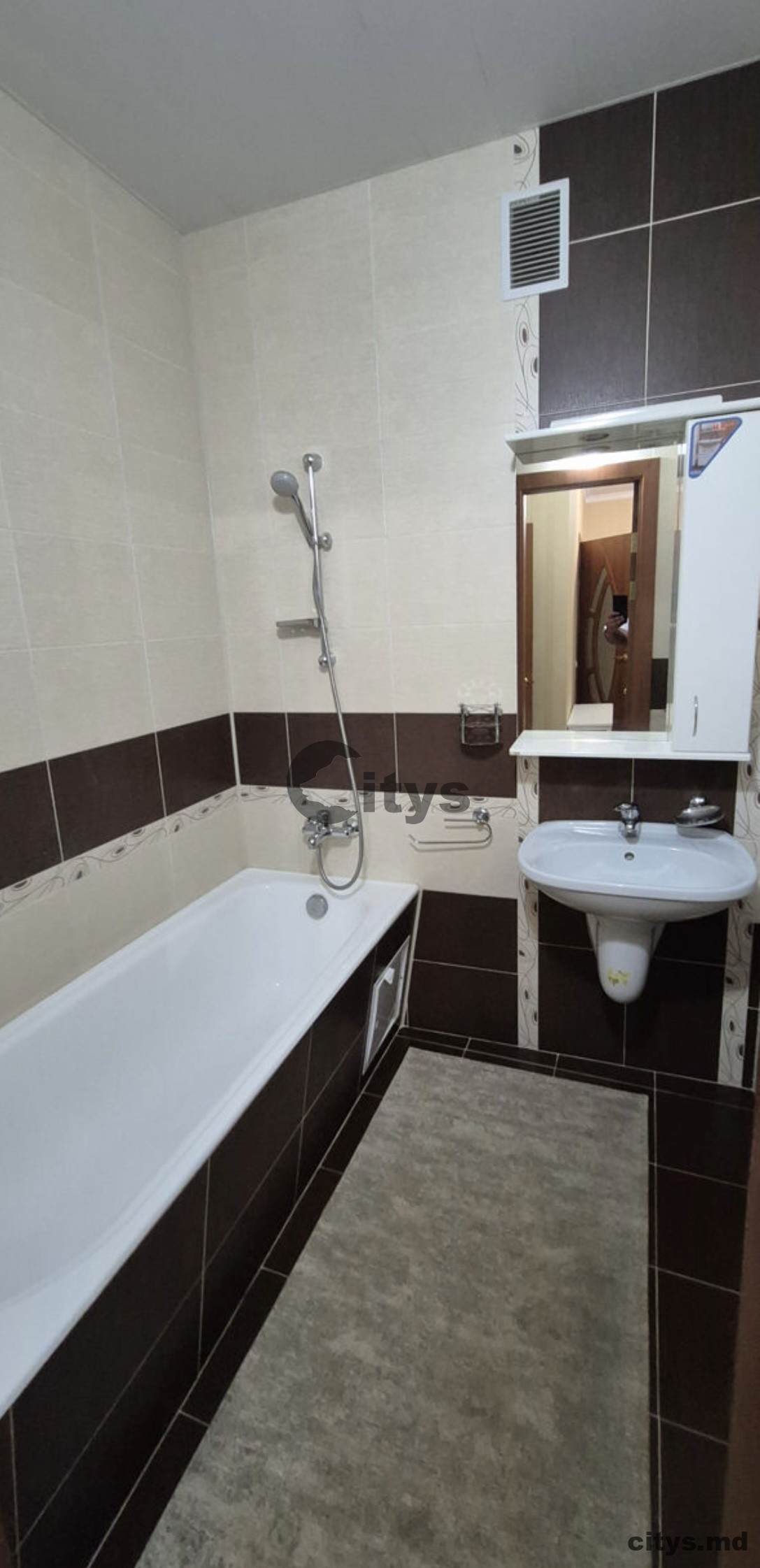 Chirie-Apartament cu 2 camere, 80m², Botanica,Гренобле photo 3