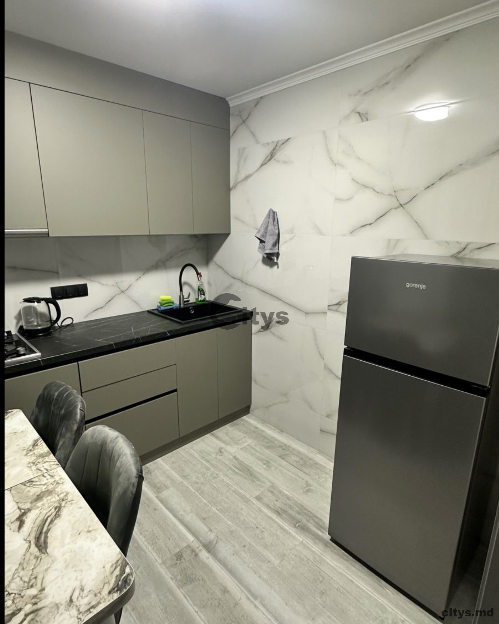 Chirie-Apartament cu 2 camere, 42m²,Centru, Cojocarilor photo 5