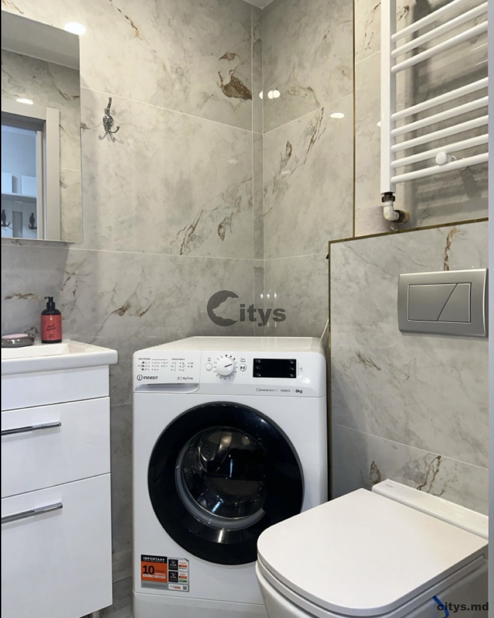 Chirie-Apartament cu 2 camere, 42m²,Centru, Cojocarilor photo 2