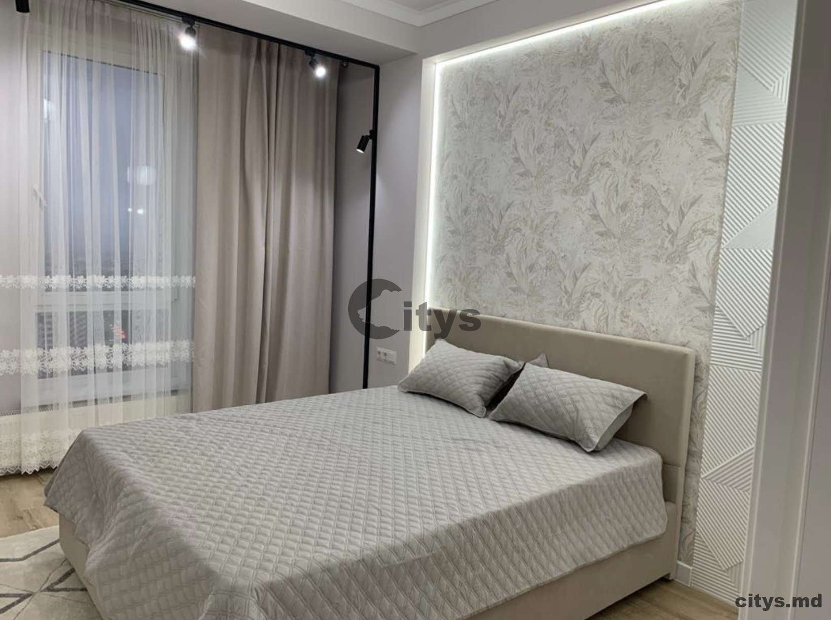 Chirie-Apartament cu 2 camere, 60m², Centru,Tudor Strișcă photo 3 - citys.md Chirie-Apartament cu 2 camere, 60m², Centru,Tudor Strișcă photo 2