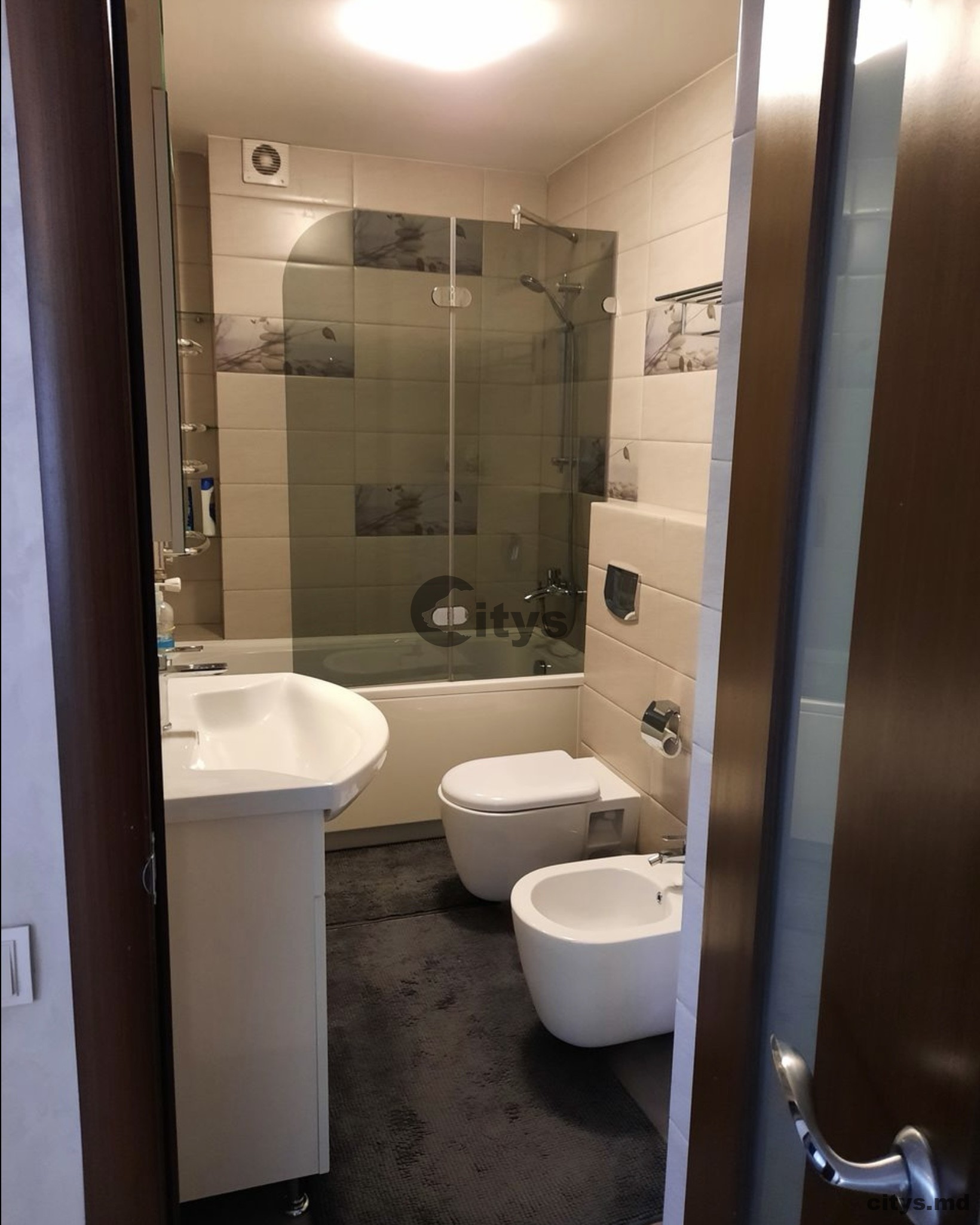 Chirie-Apartament cu 2 camere, 55m², Centru,Sfîntul Gheorghe photo 4