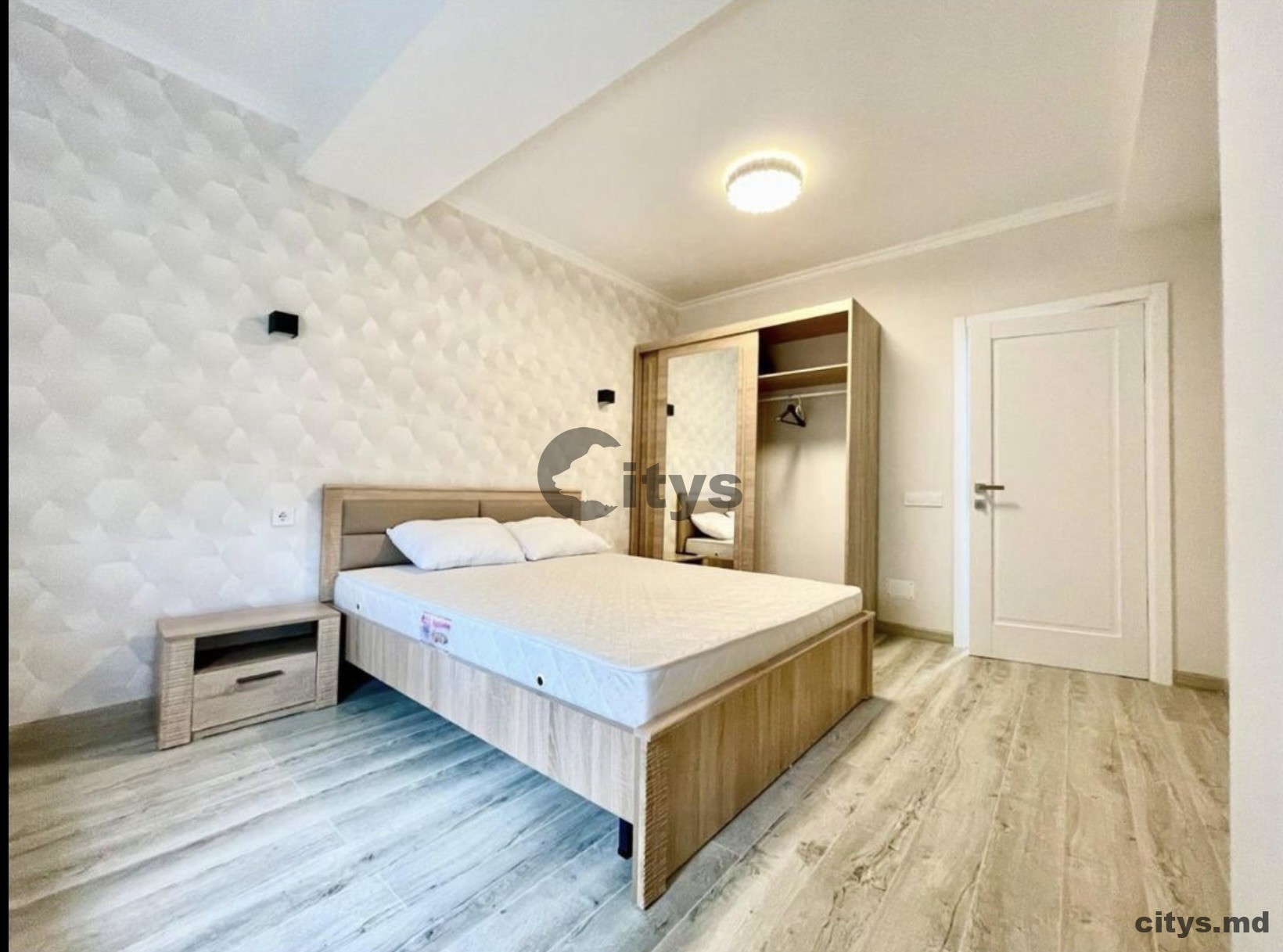 Chirie-Apartament cu 1 cameră, 70m², Centru,Vasile Alecsandri photo 4 - citys.md Chirie-Apartament cu 1 cameră, 70m², Centru,Vasile Alecsandri photo 3