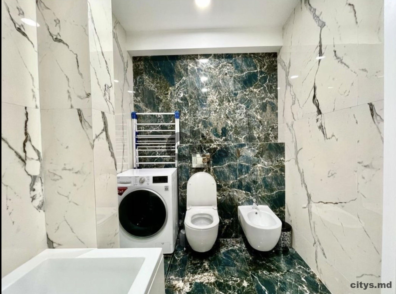 Chirie-Apartament cu 1 cameră, 70m², Centru,Vasile Alecsandri photo 2 - citys.md Chirie-Apartament cu 1 cameră, 70m², Centru,Vasile Alecsandri photo 1