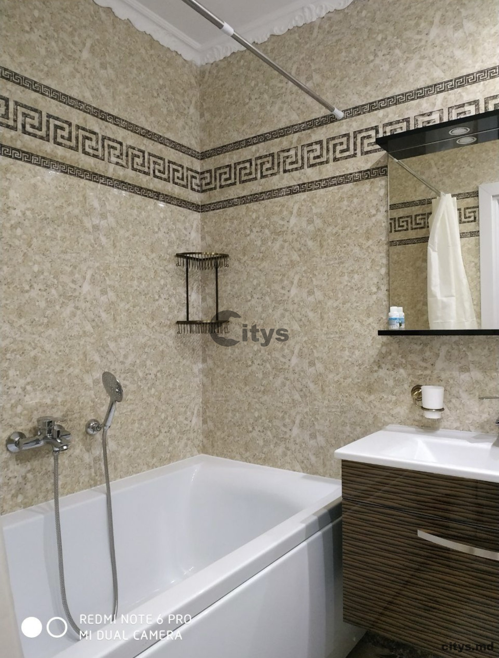 Chirie-Apartament cu 2 camere, 60m², Buiucani,Alba-Iulia photo 1