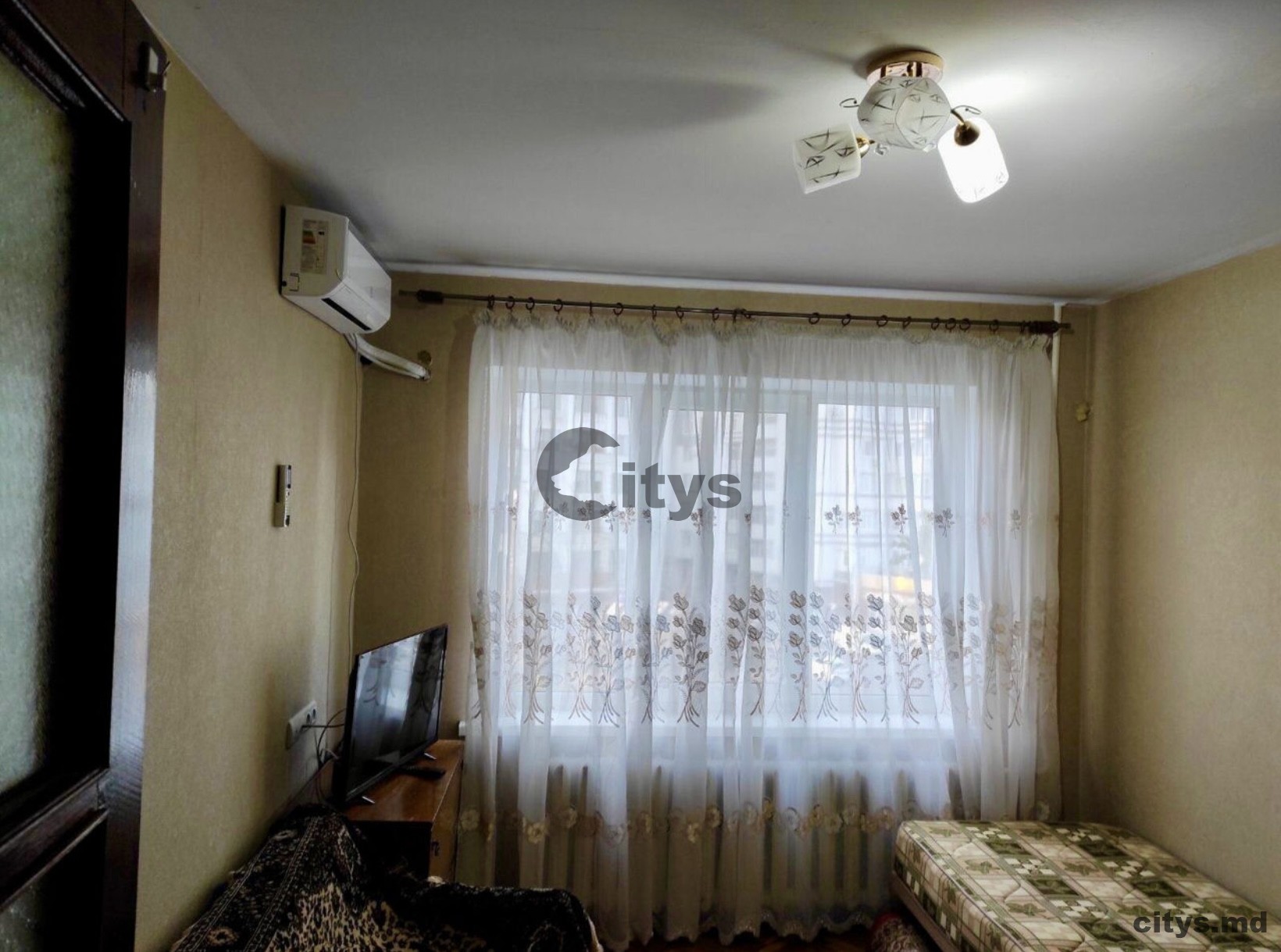 Chirie-Apartament cu 2 camere, 50m²,Centru,Cahul photo 1 - citys.md Chirie-Apartament cu 2 camere, 50m²,Centru,Cahul photo 0