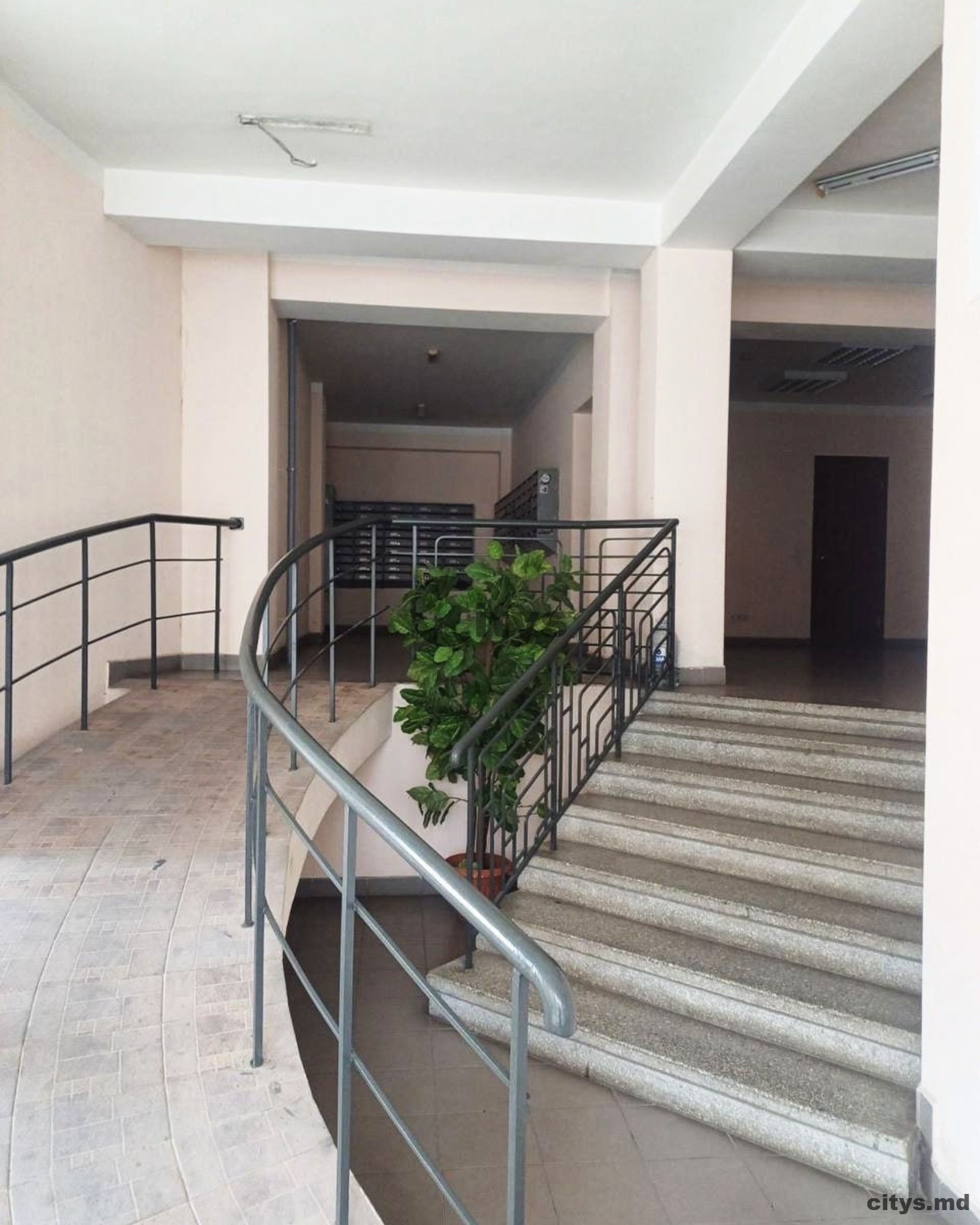 Chirie-Apartament cu 2 camere, 64m², Botanica,Валя Трандафирилор photo 9 - citys.md Chirie-Apartament cu 2 camere, 64m², Botanica,Валя Трандафирилор photo 8