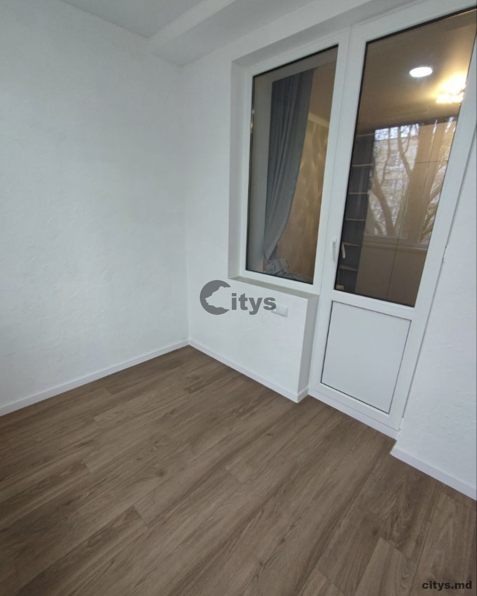 Se vinde-Apartament cu 2 camere, 57m², Rîșcani,Miron Costin photo 1 - citys.md Se vinde-Apartament cu 2 camere, 57m², Rîșcani,Miron Costin photo 0
