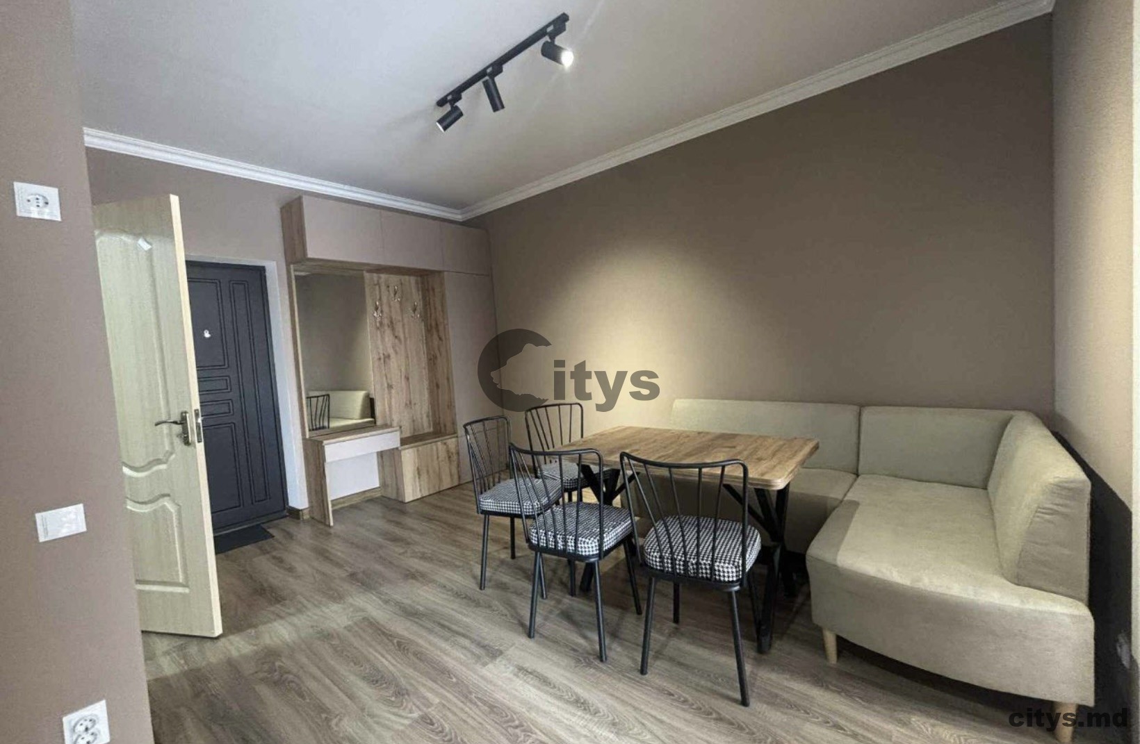 Продается-2-х комнатная квартира, 41м², Буюканы,Sucevița photo 1