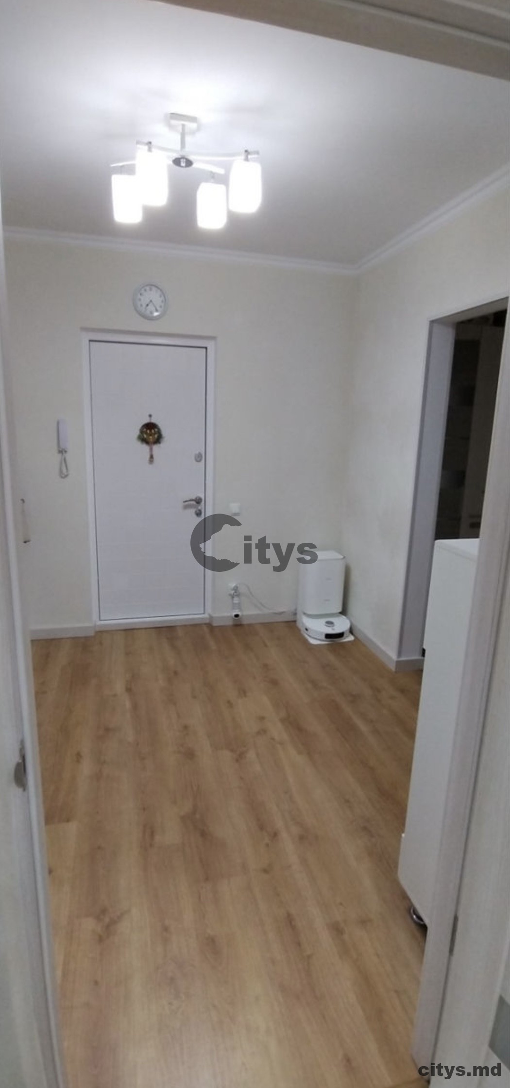 Se vinde-Apartament cu 1 cameră, 37m², Botanica,Valea Crucii photo 6 - citys.md Se vinde-Apartament cu 1 cameră, 37m², Botanica,Valea Crucii photo 5
