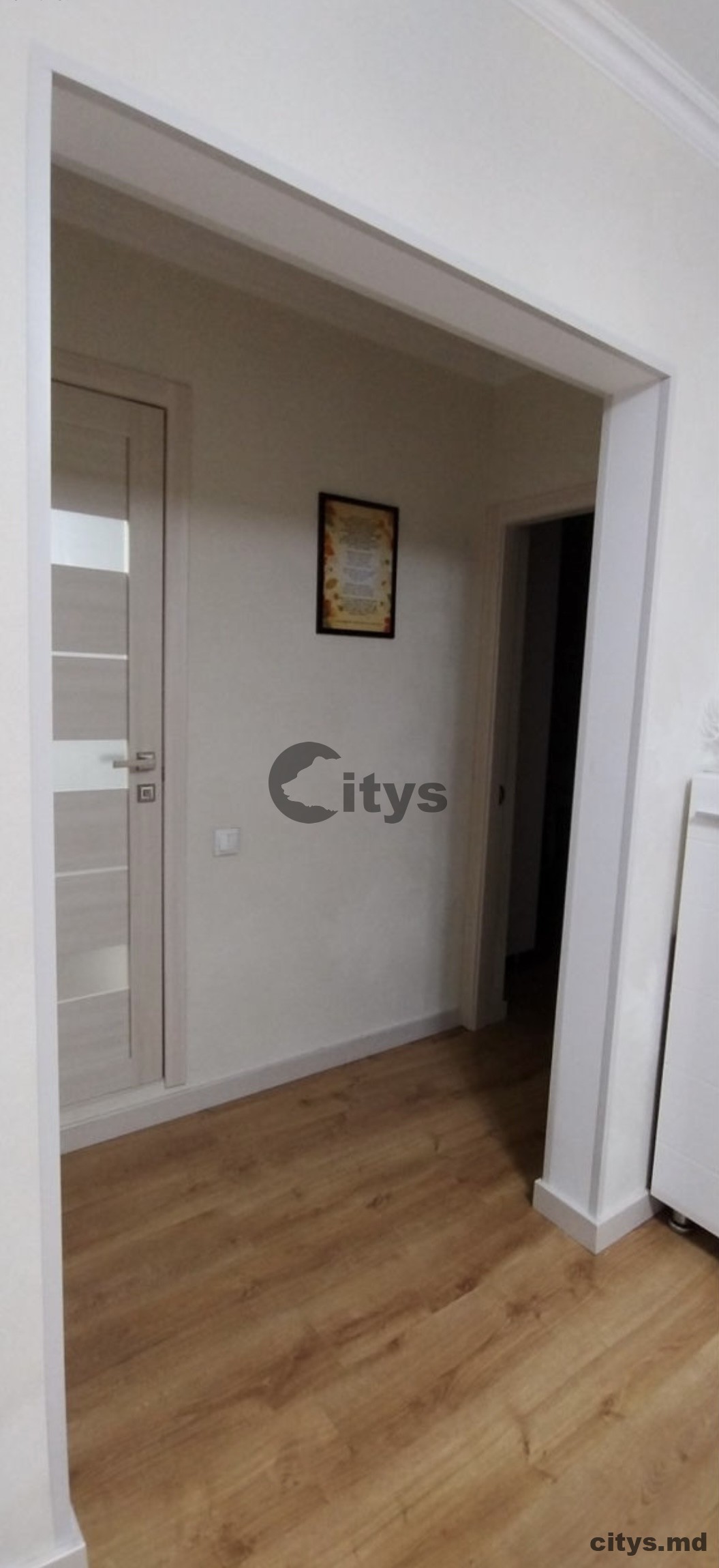 Se vinde-Apartament cu 1 cameră, 37m², Botanica,Valea Crucii photo 5 - citys.md Se vinde-Apartament cu 1 cameră, 37m², Botanica,Valea Crucii photo 4