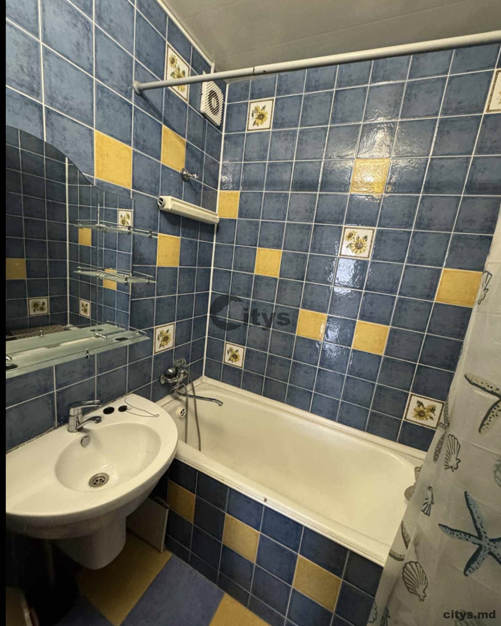 Сдается-3-х комнатная квартира, 80м², Центр,Albișoara photo 2 - citys.md Сдается-3-х комнатная квартира, 80м², Центр,Albișoara photo 1