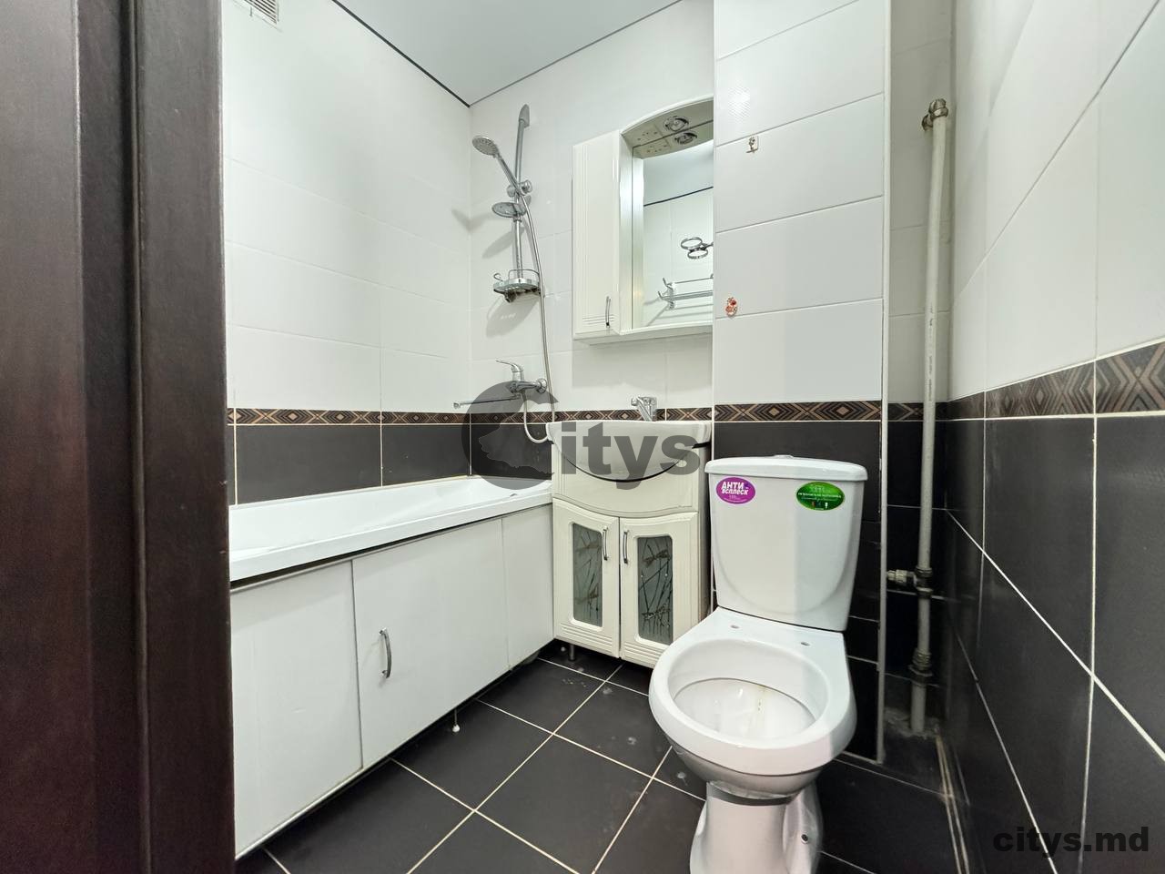 Apartament cu 2 camere, 45m², Botanica, Teilor photo 8