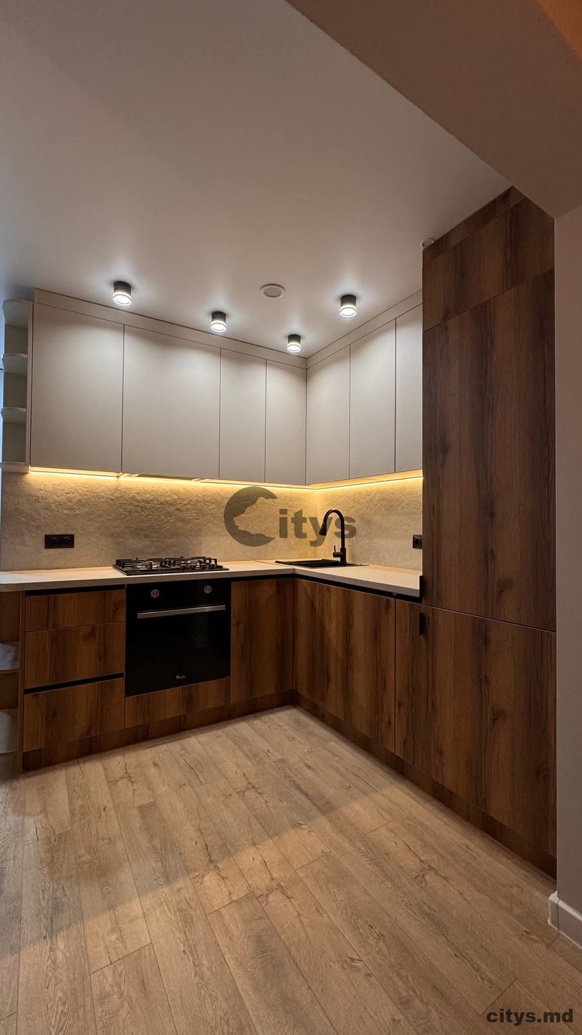 Apartament cu 2 camere, 55m², Independentii photo 0