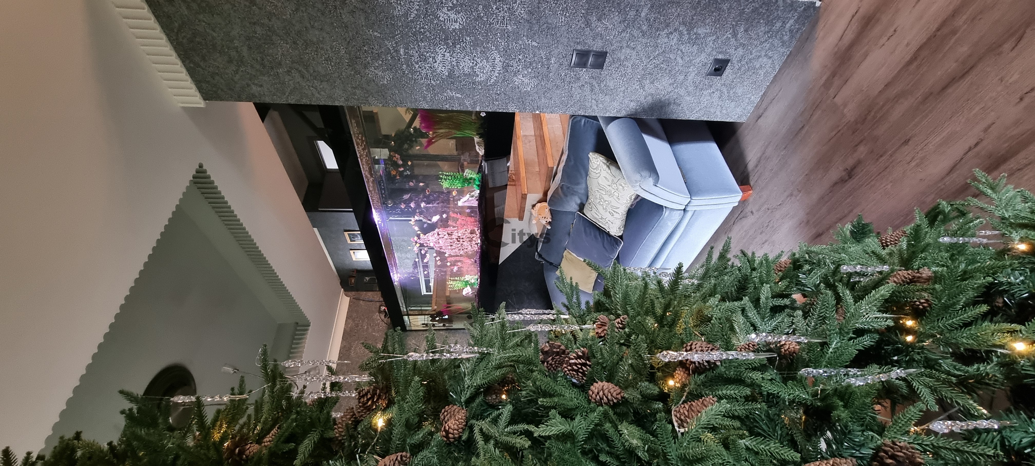 Casă cu 2 nivele, 420m², Будешть photo 1 - citys.md Casă cu 2 nivele, 420m², Будешть photo 0