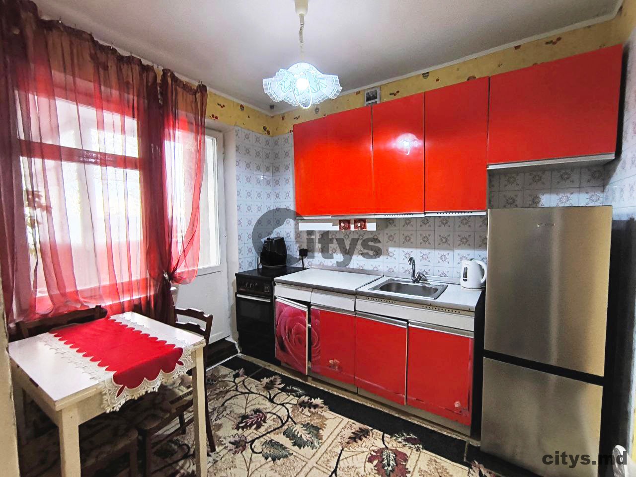 Apartament cu 3 camere, 70m², Ismail photo 0