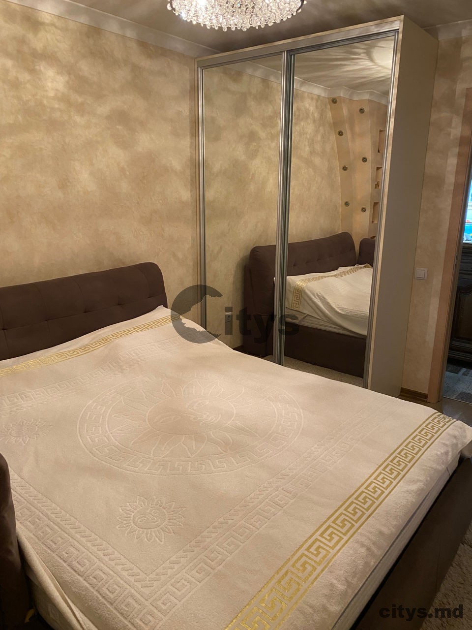 Apartament cu 2 camere, 50m², Podul Inalt photo 5