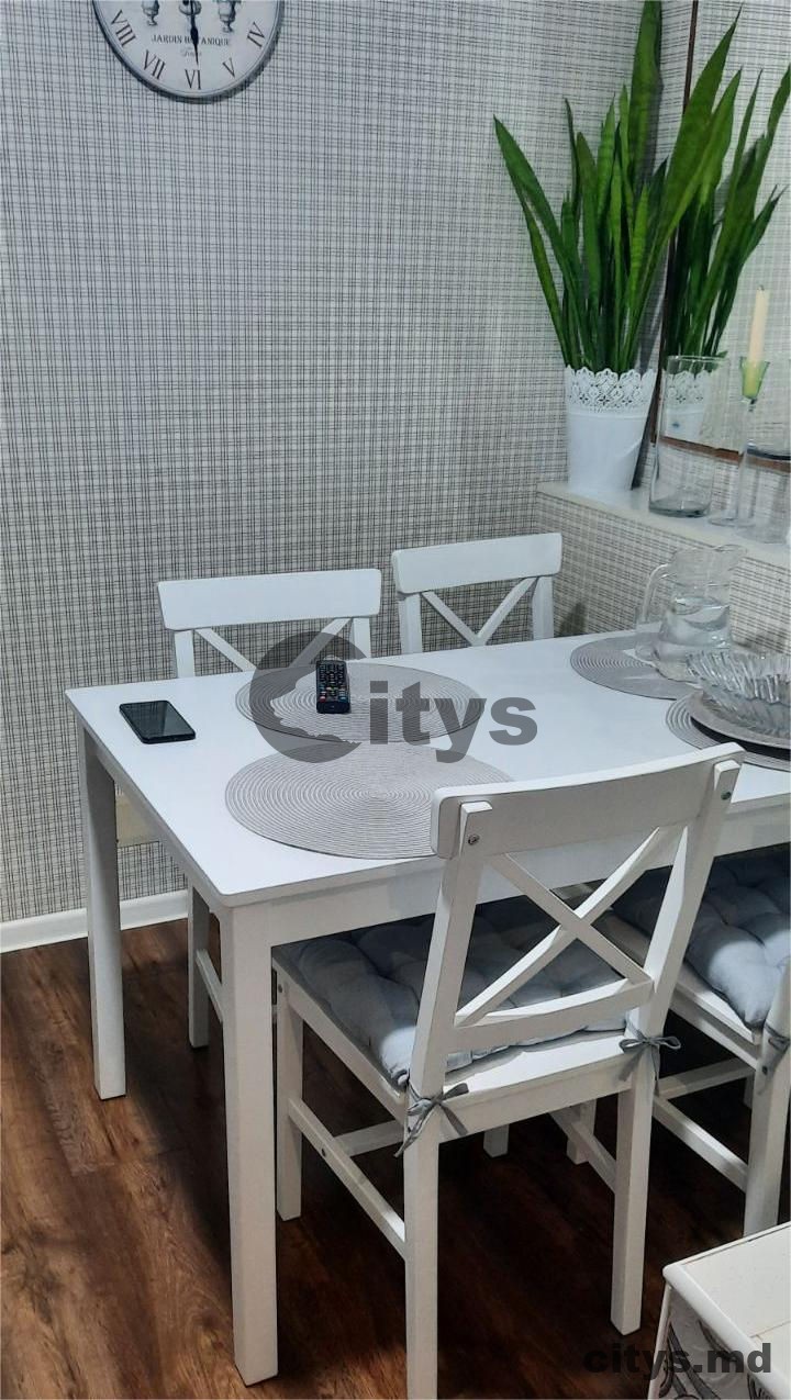 Apartament cu 3 camere, 82m², P.Zadnipru photo 1