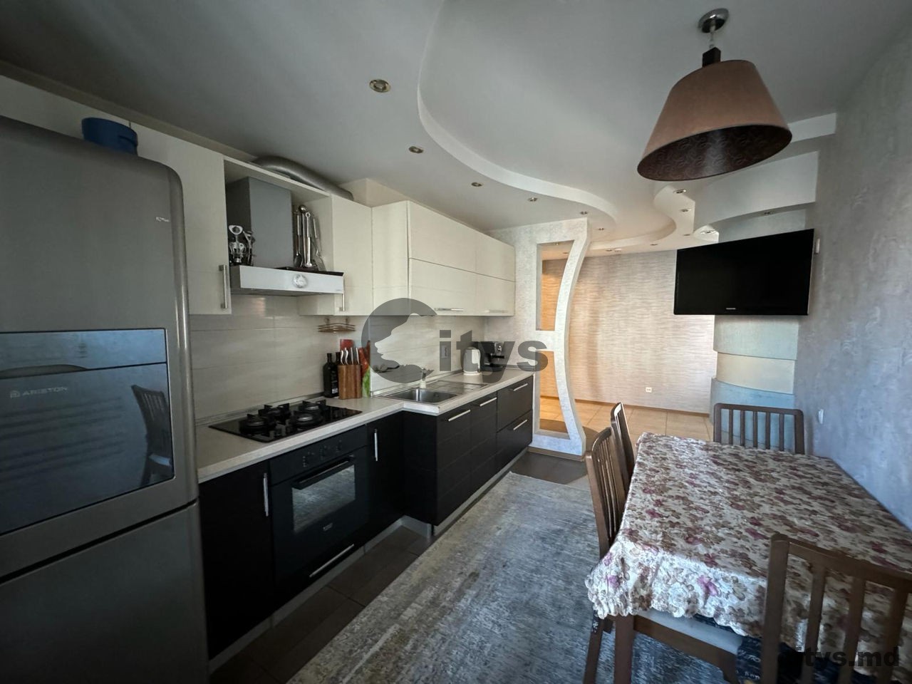 chirie-Apartament cu 2 camere, Botanica 106m², str. Valea Trandafirilor photo 3