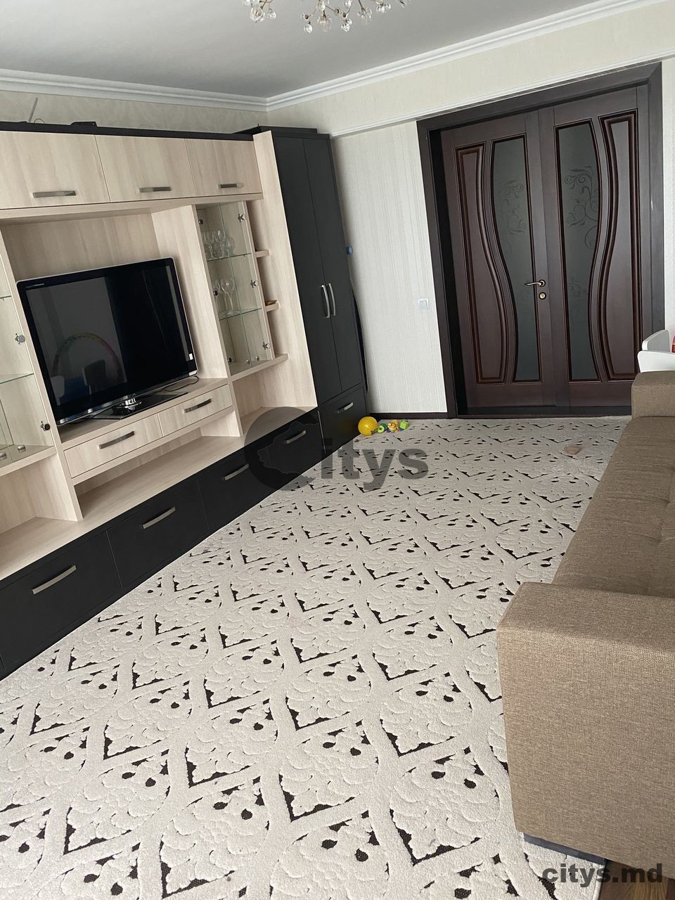 chirie-Apartament cu 2 camere,Botanica  70m², str. Grenoble photo 1