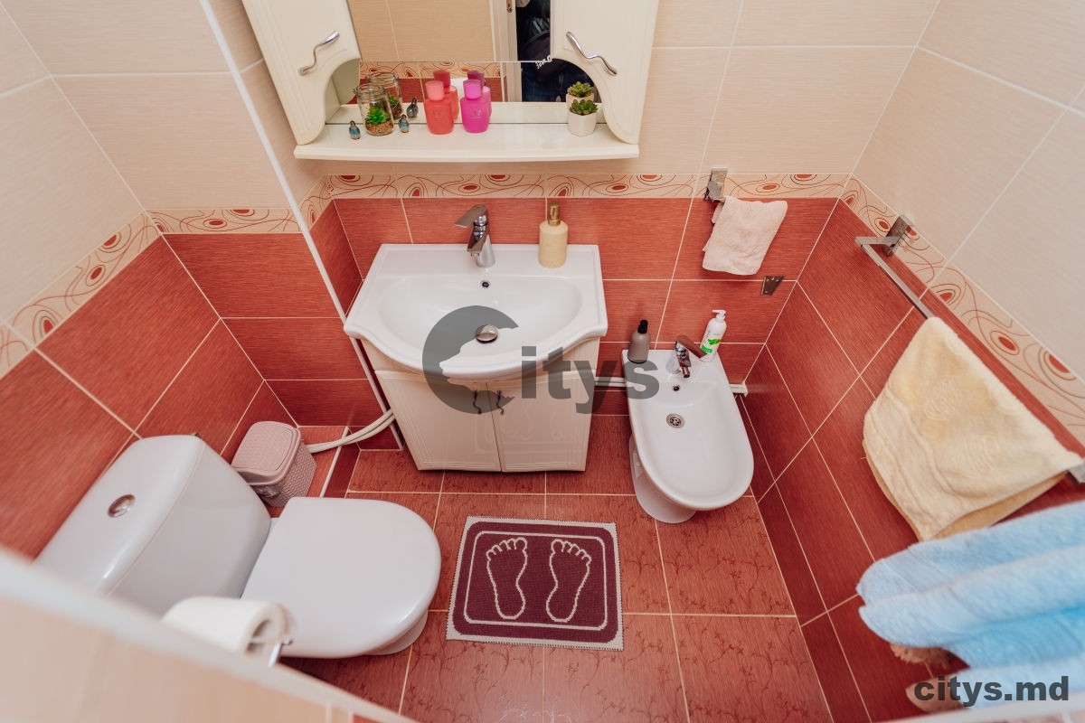 Apartament cu 3 camere, 73m², Cetatea Albă photo 8