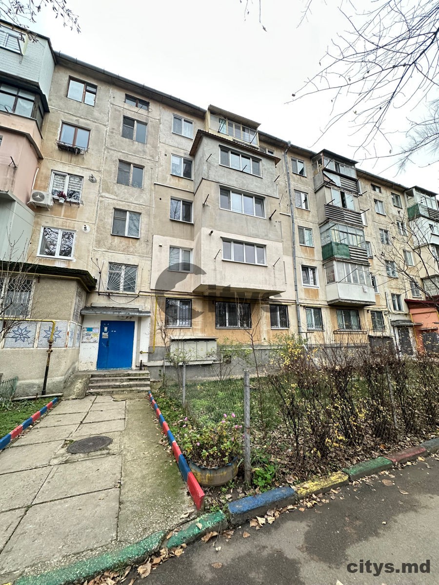 Apartament cu 2 camere, 46m², Trandafirilor photo 0