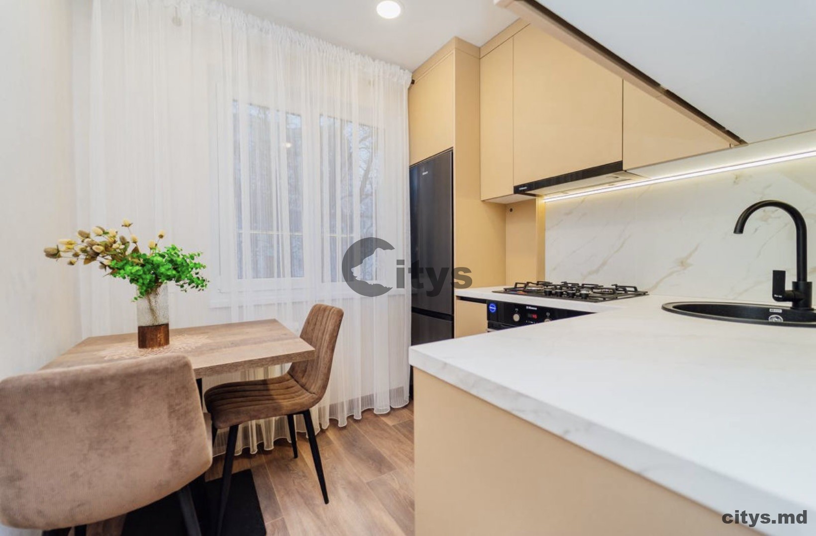 Se vinde-Apartament cu 2 camere, 50m², Botanica,Trandafirilor photo 5