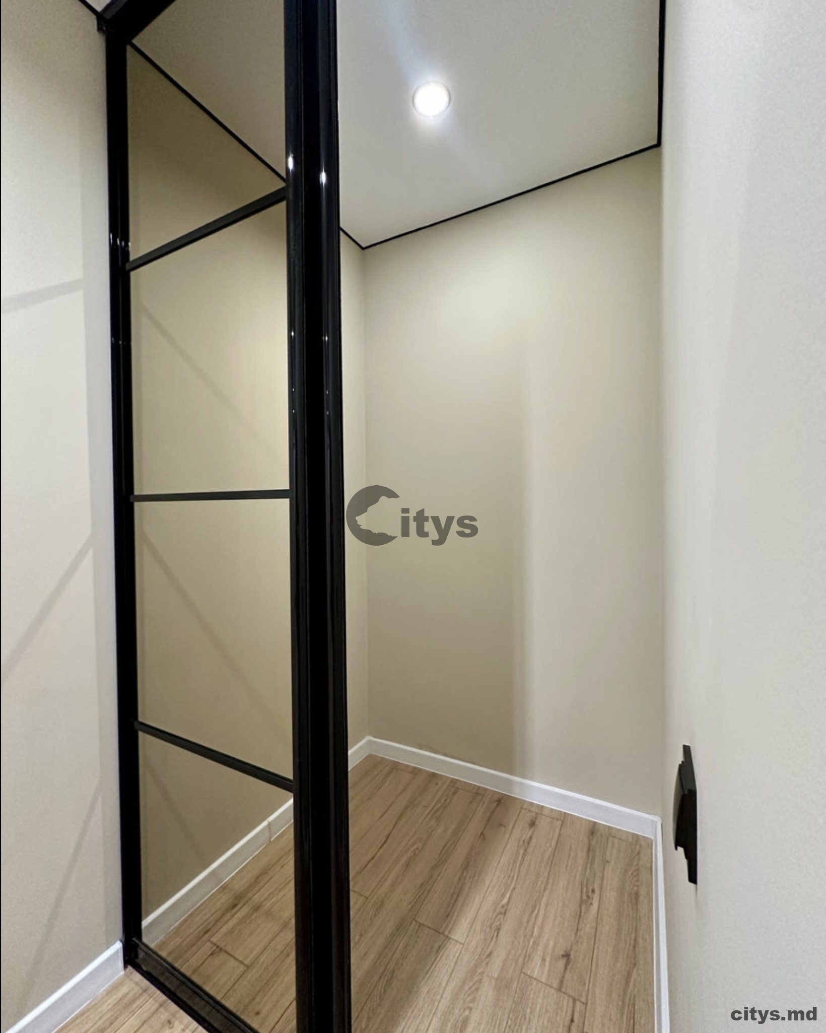 Se vinde-Apartament cu 2 camere, 40m², Rîșcani,Andrei Doga photo 6