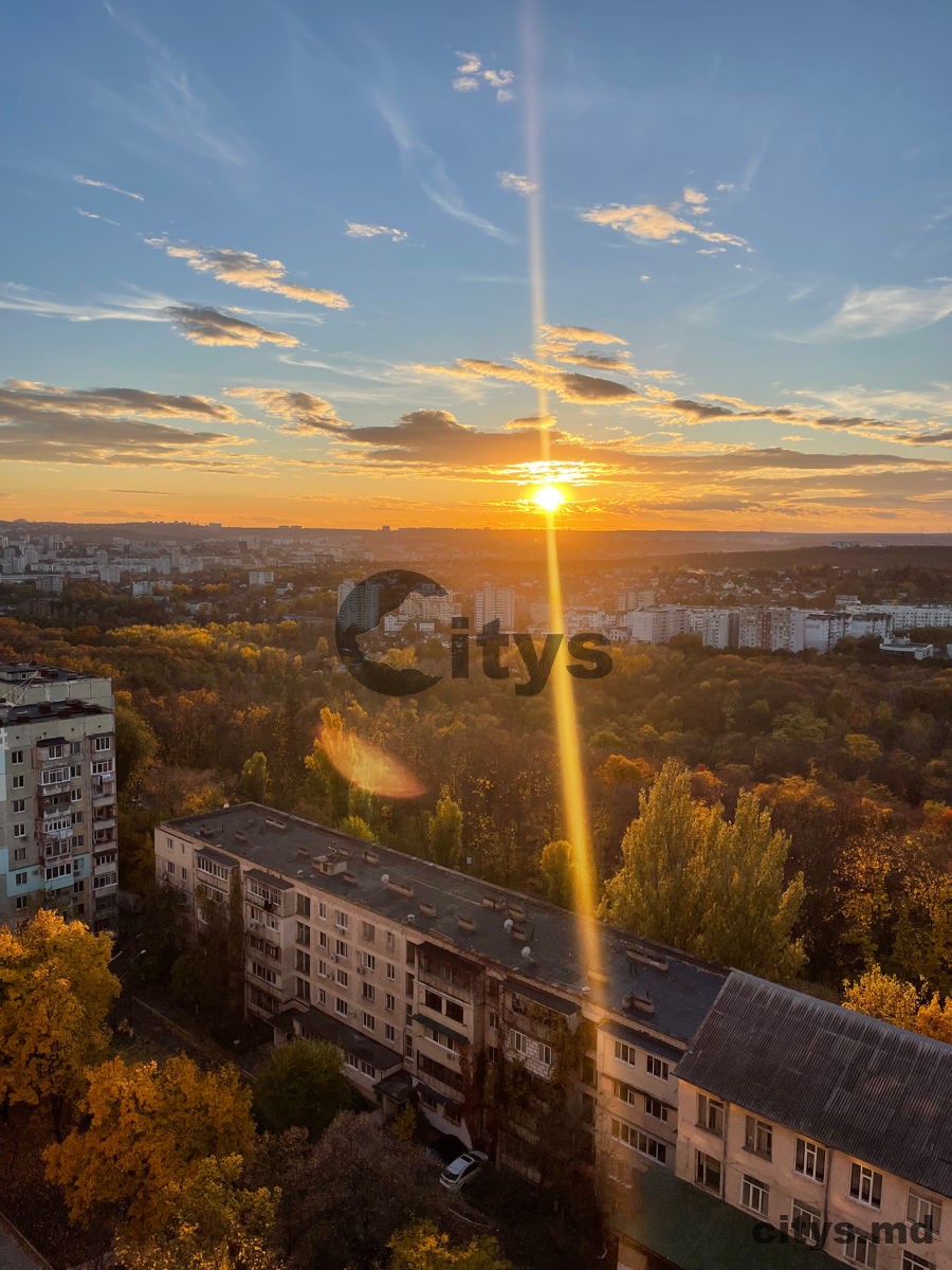 Apartament cu 2 camere, Riscani 50m², Флорилор photo 7