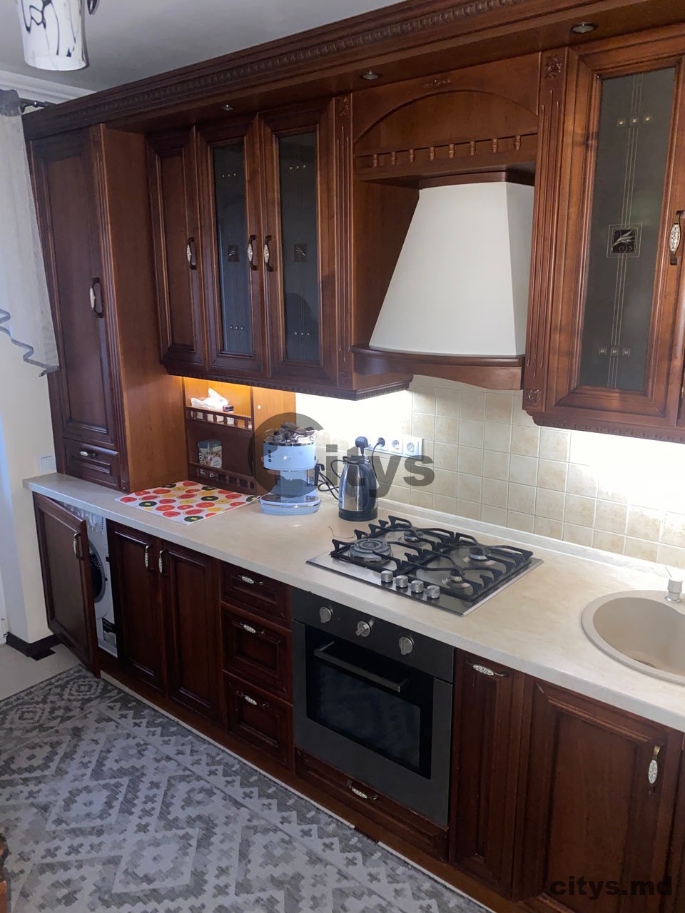 chirie-Apartament cu 2 camere,Botanica  70m², str. Grenoble photo 3