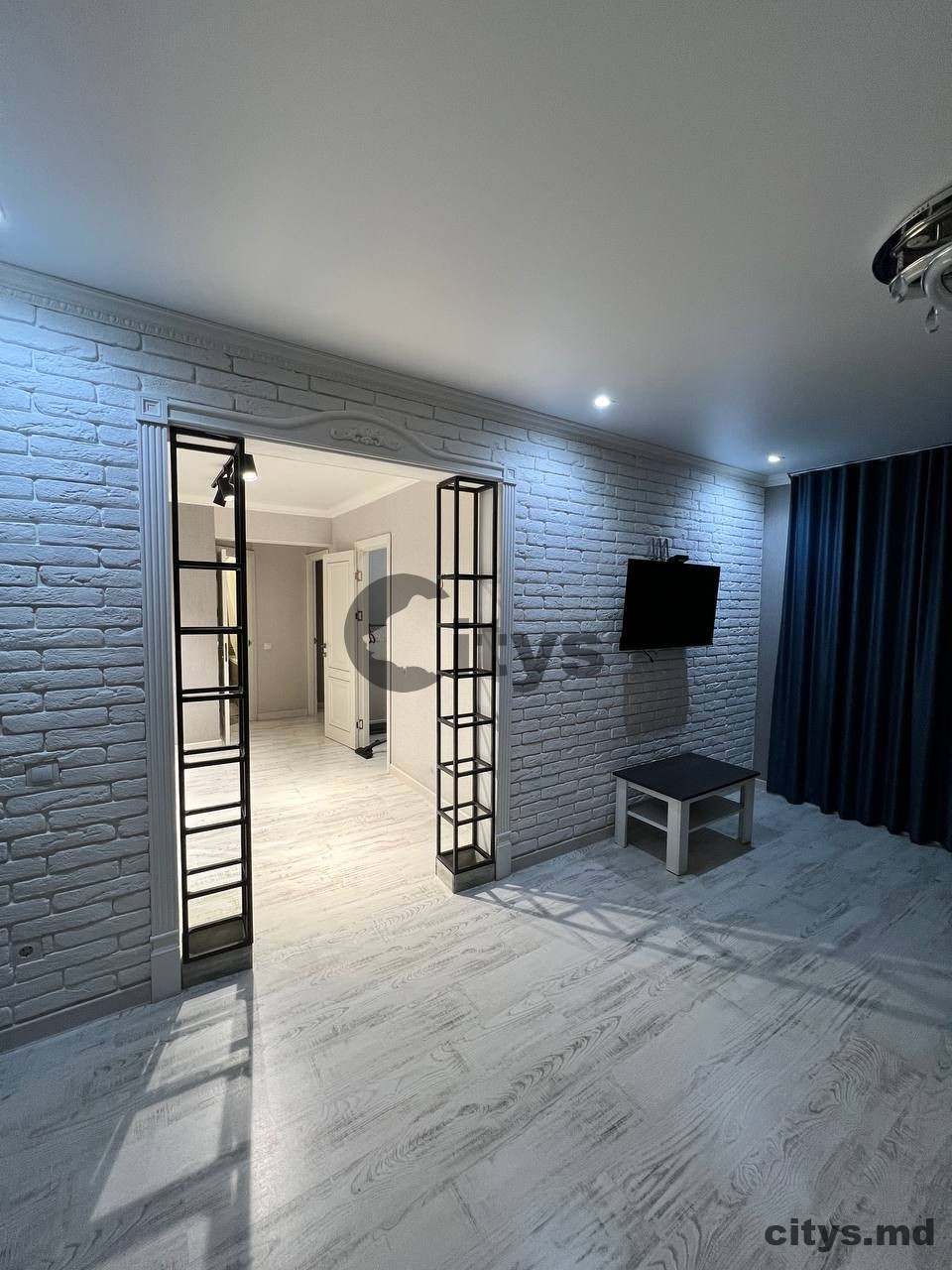 Apartament cu 2 camere, 58m², Miorita photo 1