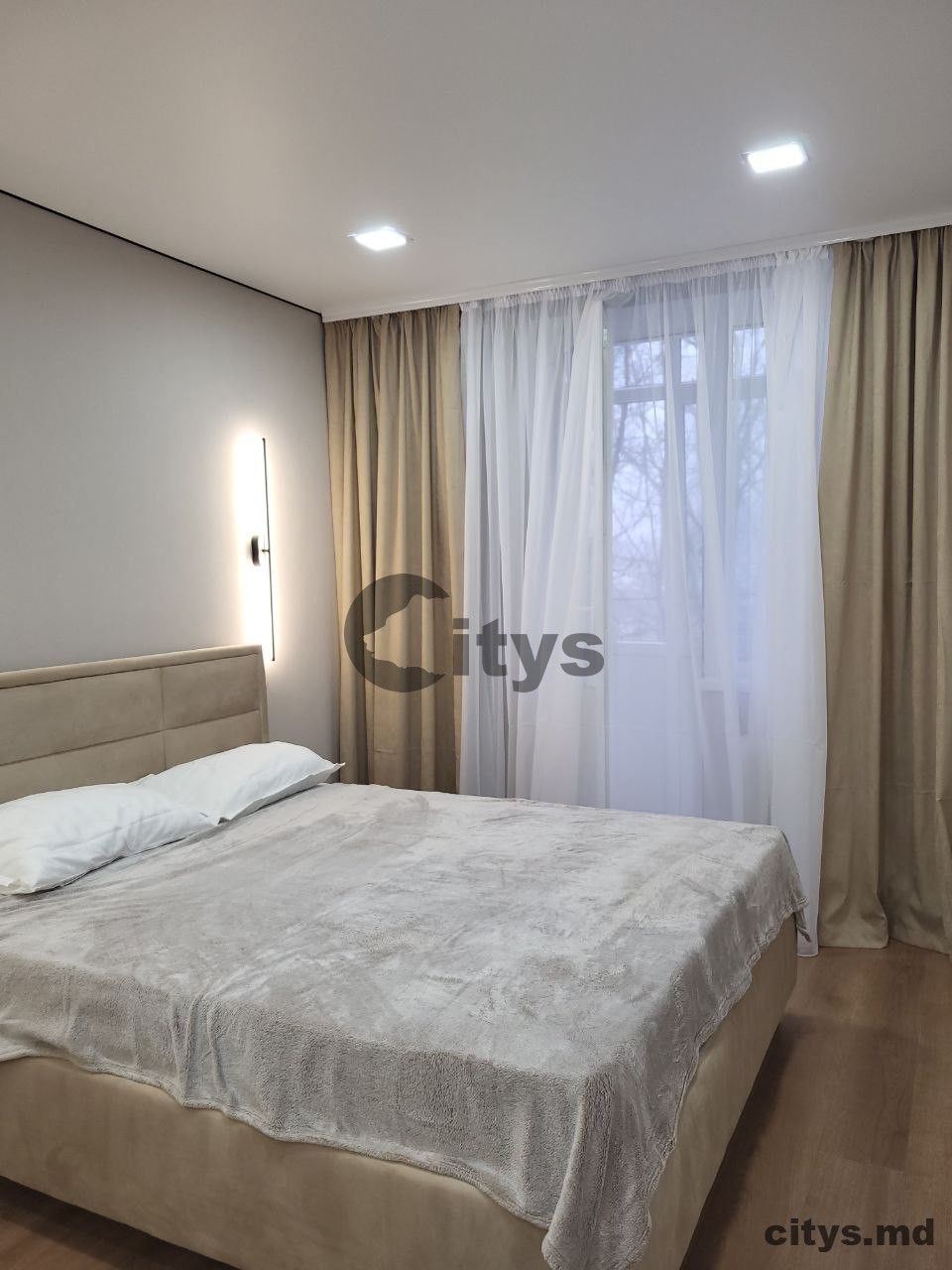 Vînzare, Apartament cu 3 camere și living, 54m², V. Lupu,31 photo 13
