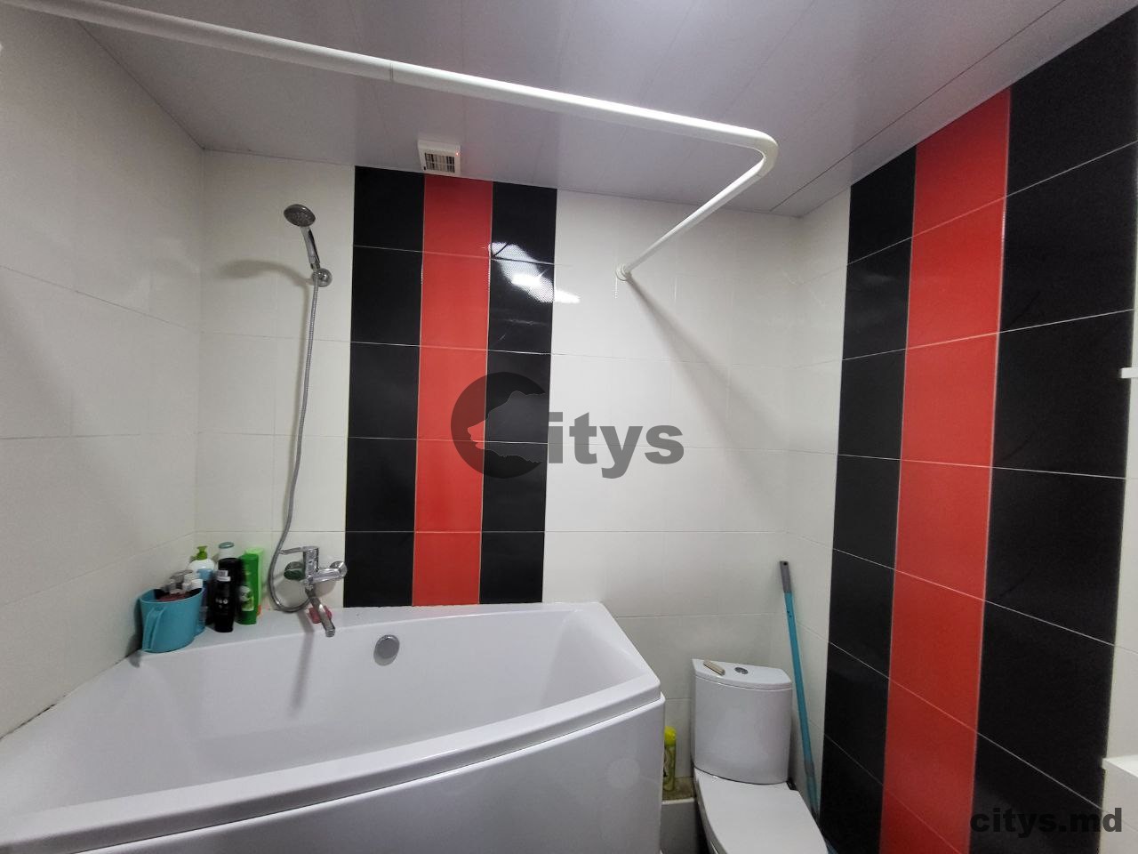 Vinzare, Apartament cu 1 cameră, 38m², Independentei photo 17