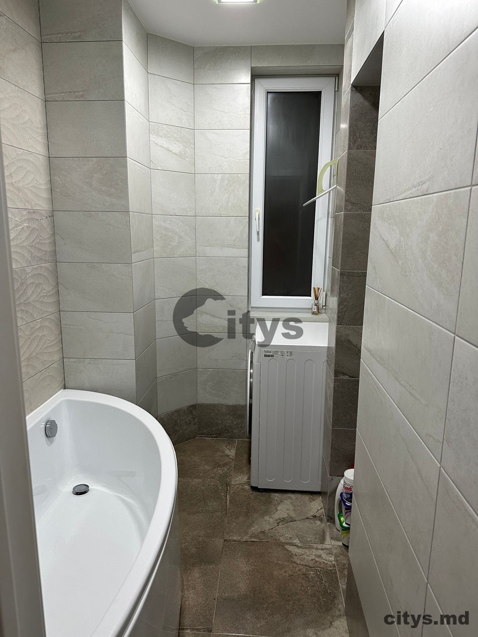 Apartament cu 3 camere, 80m², Mircea cel Batrin photo 5