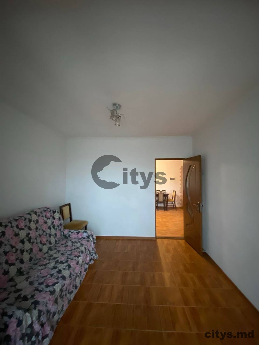 Apartament cu 3 camere, 70m², Durlești, str-la 4 Vovințeni photo 5