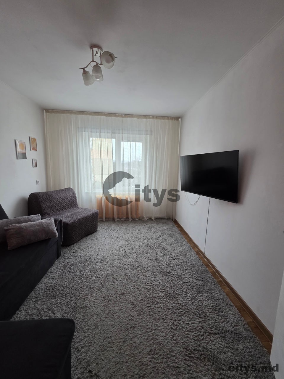 Chirie-Apartament cu 1 cameră, 40m², str. Ginta Latină photo 2