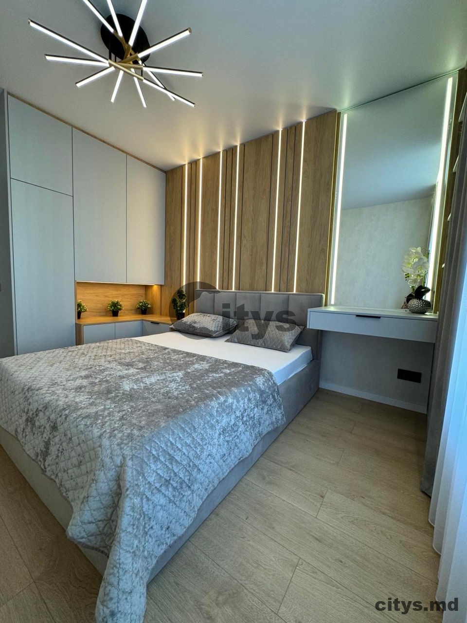 chirie-Apartament cu 2 camere, Riscani 70m², bd. Renasterii Nationale photo 1