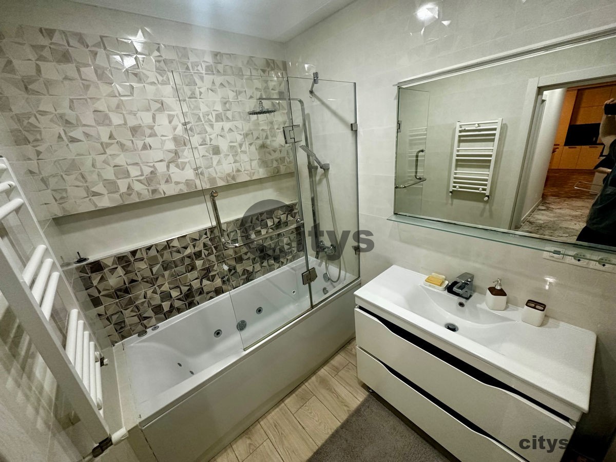 chirie-Apartament cu 2 camere, Centru 93m², str. Lev Tolstoi photo 7