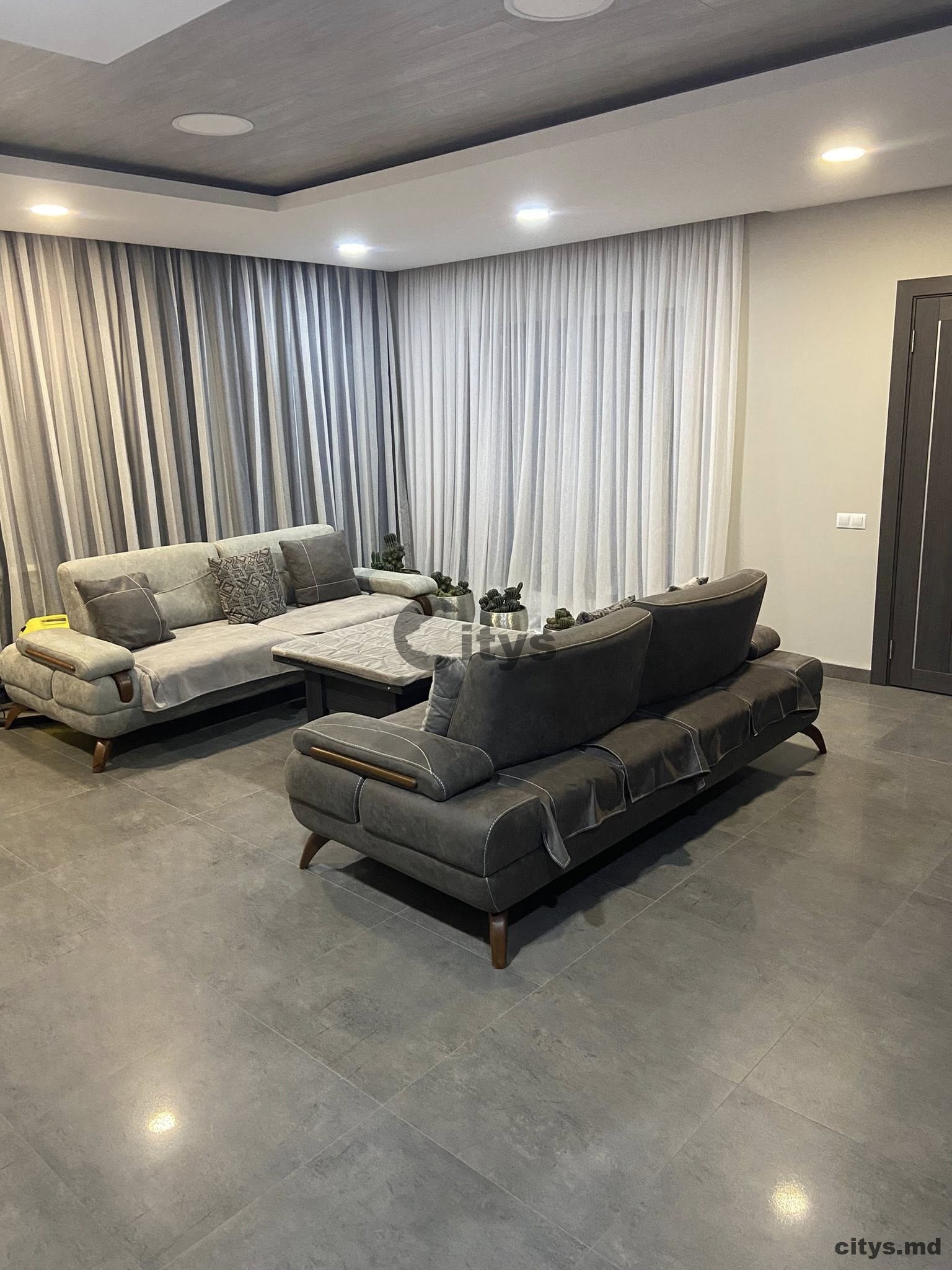 Chirie-Casă cu 2 nivele, 320m², str. Andrei Izbaş photo 6