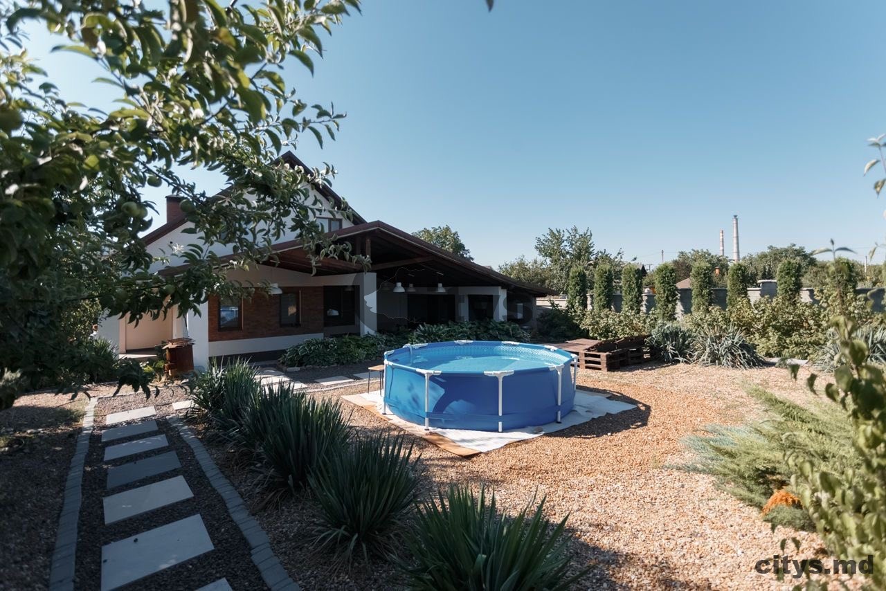 Chirie-Casă cu 2 nivele, 320m², str. Andrei Izbaş photo 1