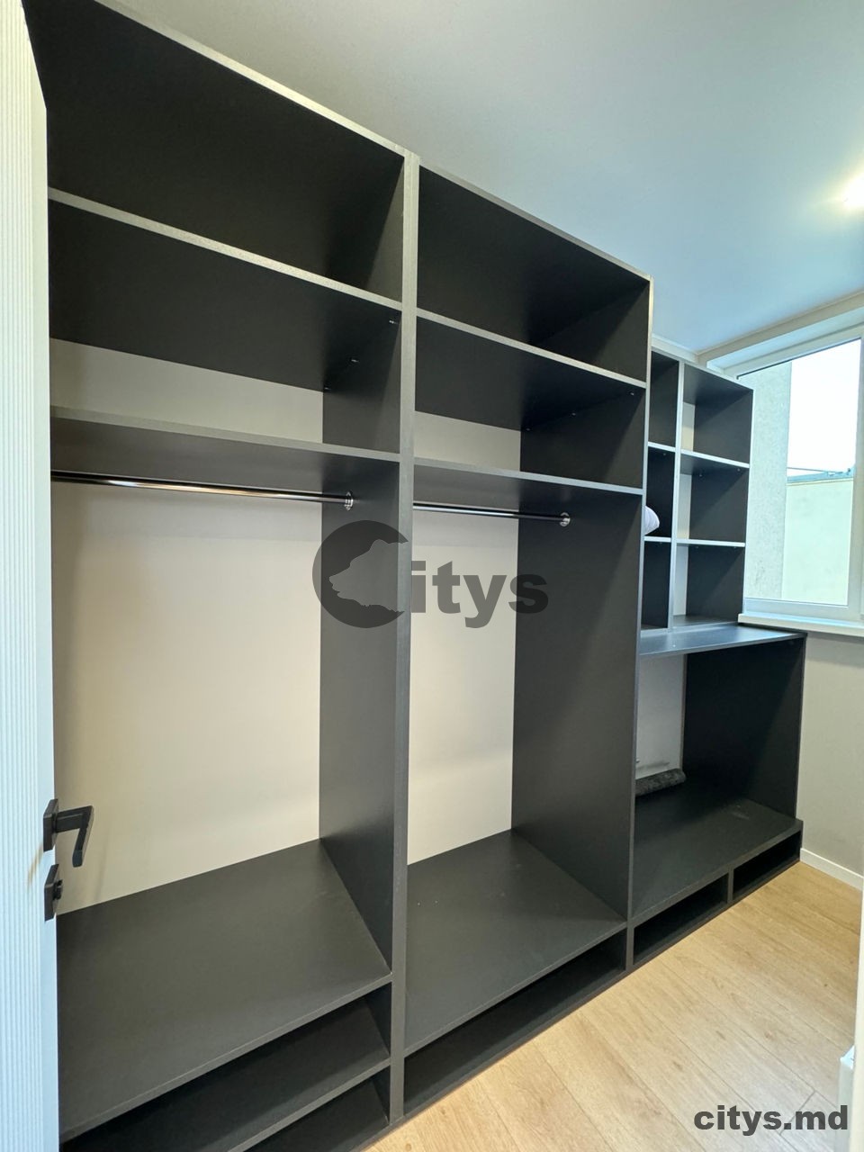 chirie-Apartament cu 2 camere, Riscani 70m², bd. Renasterii Nationale photo 5