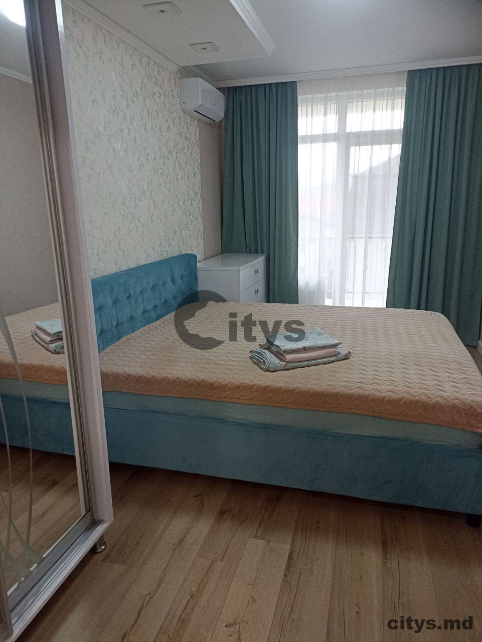 chirie-Apartament cu 2 camere, 70m², str. Cojocarilor photo 1