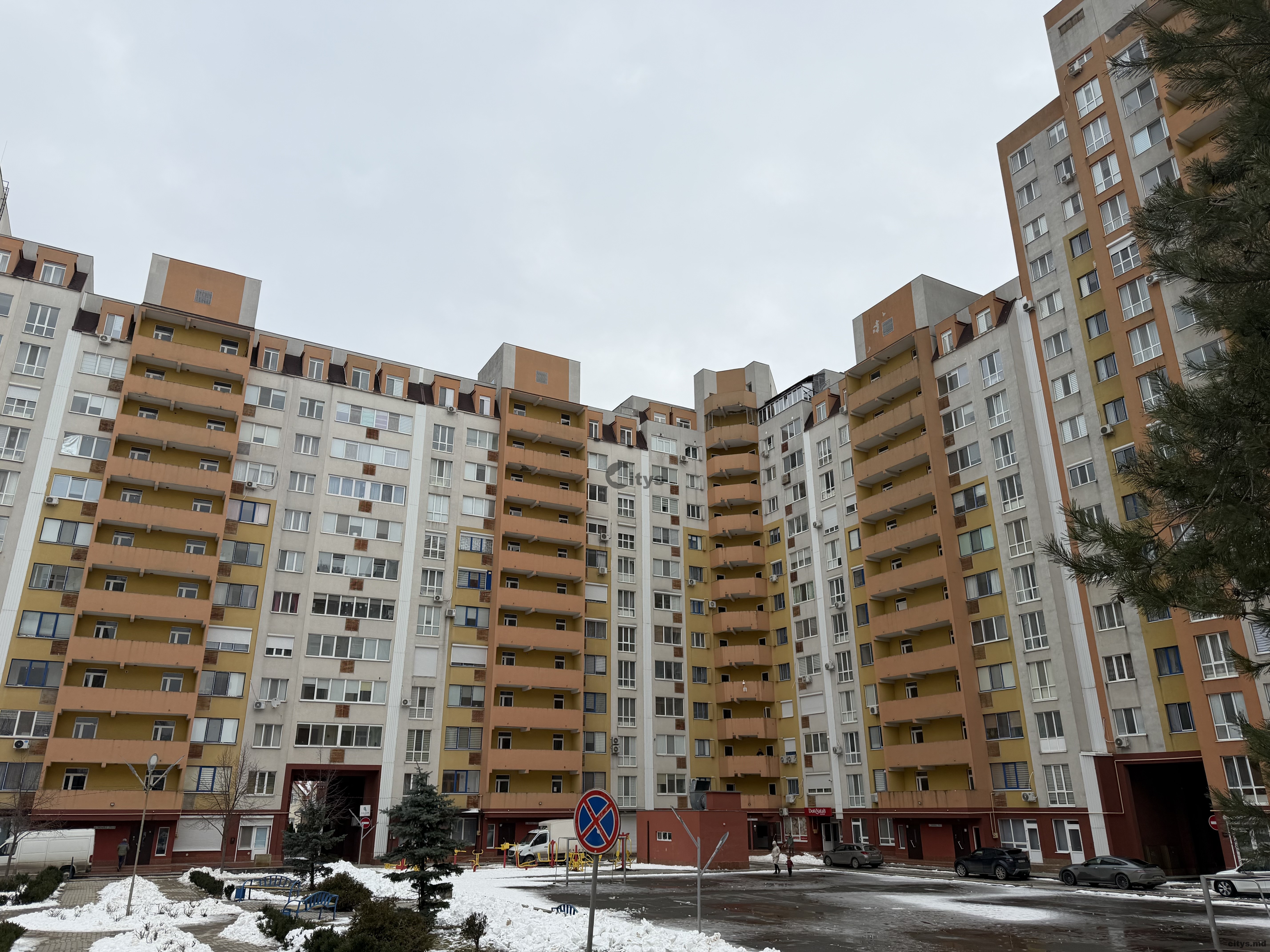 Apartament cu 2 camere, 60m², Botanica, Grenoble photo 1 - citys.md Apartament cu 2 camere, 60m², Botanica, Grenoble photo 0