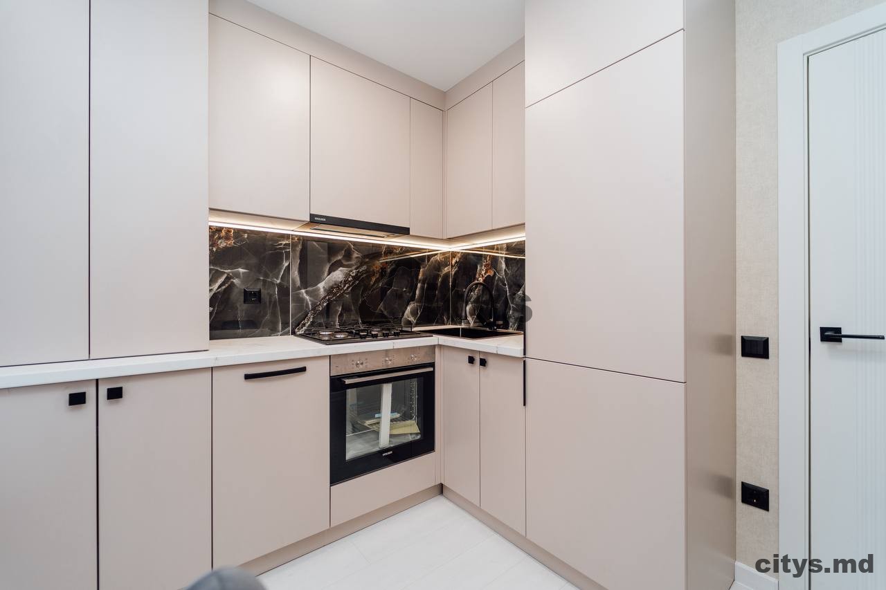 3-х комнатная квартира, 60м², D.Riscanu photo 1