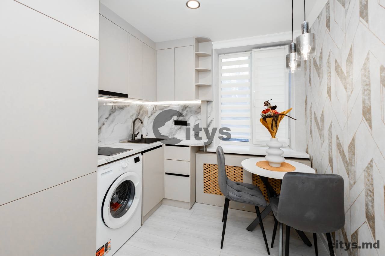 Малосемейка, 28м², A. Puskin photo 0