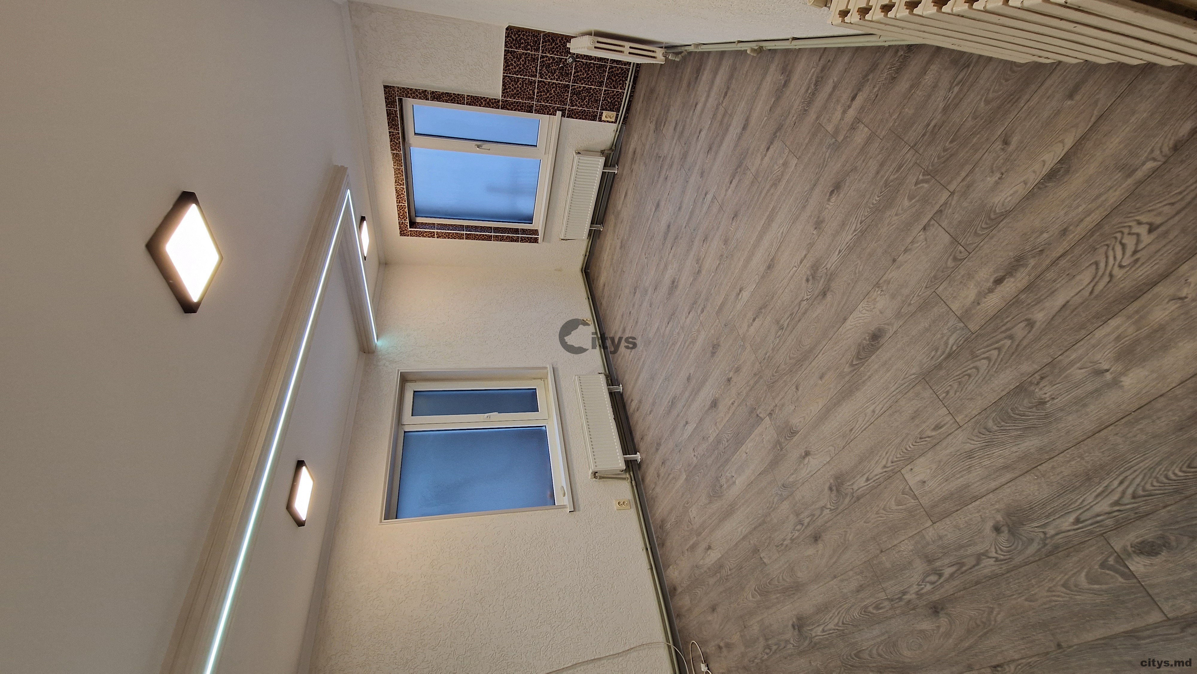 Oficiu, 20m², Киевская photo 1 - citys.md Oficiu, 20m², Киевская photo 0