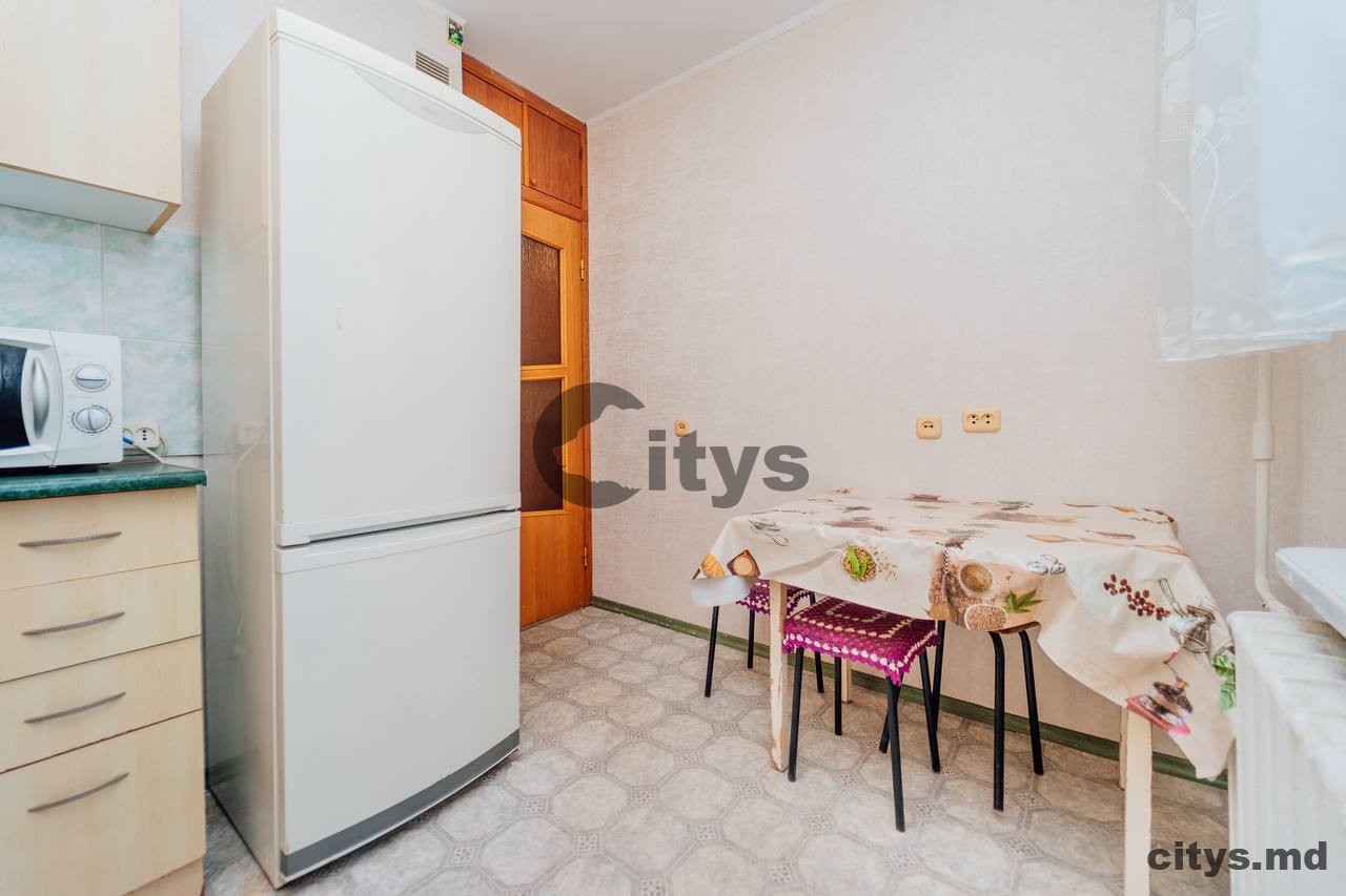 Apartament cu 2 camere, 50m², Telecentru, Str. Korolenco photo 1