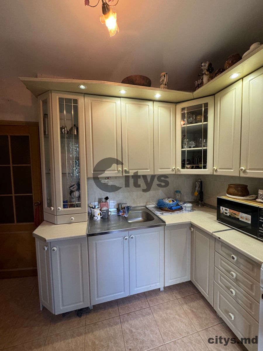 Chirie-Apartament cu 2 camere, 55m², bd. Cuza Vodă photo 0